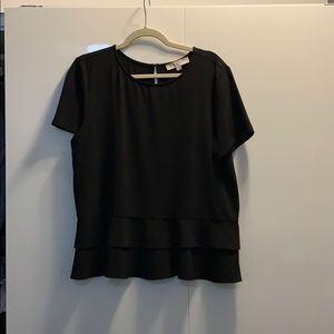 Loft Medium sized black blouse